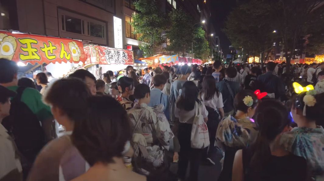 2023年热闹的京都祇园祭「宵宵山」之夜